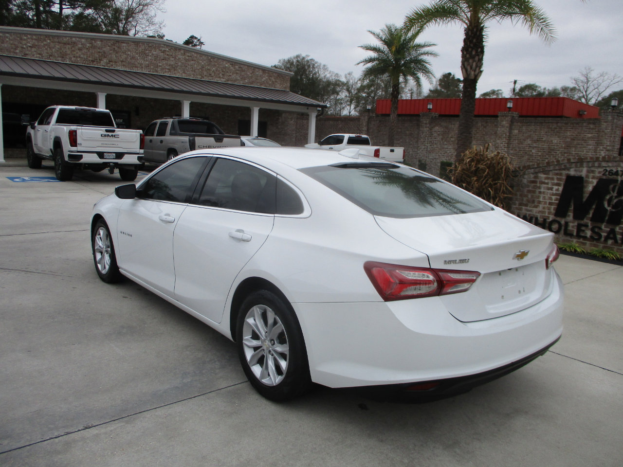 Used 2021 Chevrolet Malibu LT image 31