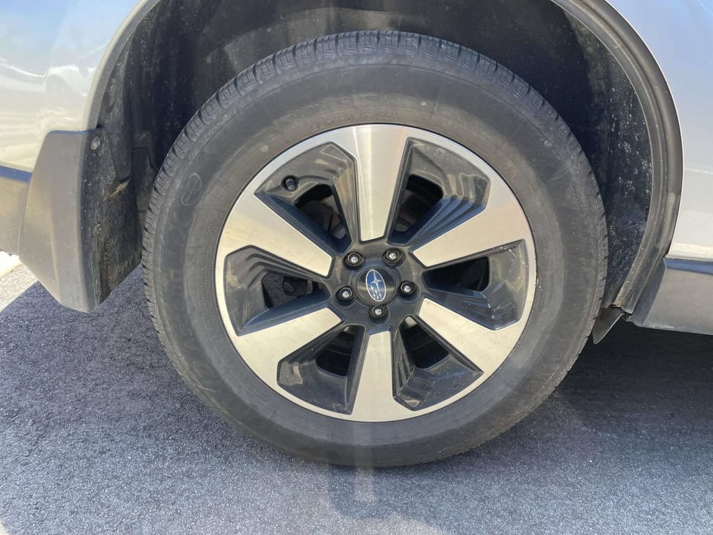 Used 2018 Subaru Forester 2.5i w/ Protection Package #1 AWD/4WD image 5
