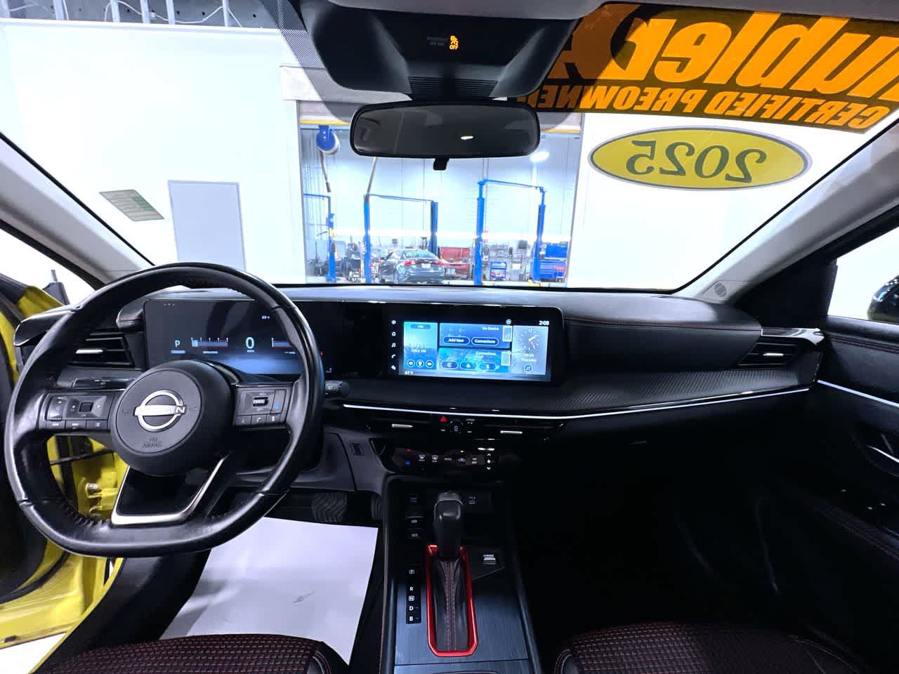 Used 2025 Nissan Kicks SR FWD image 23