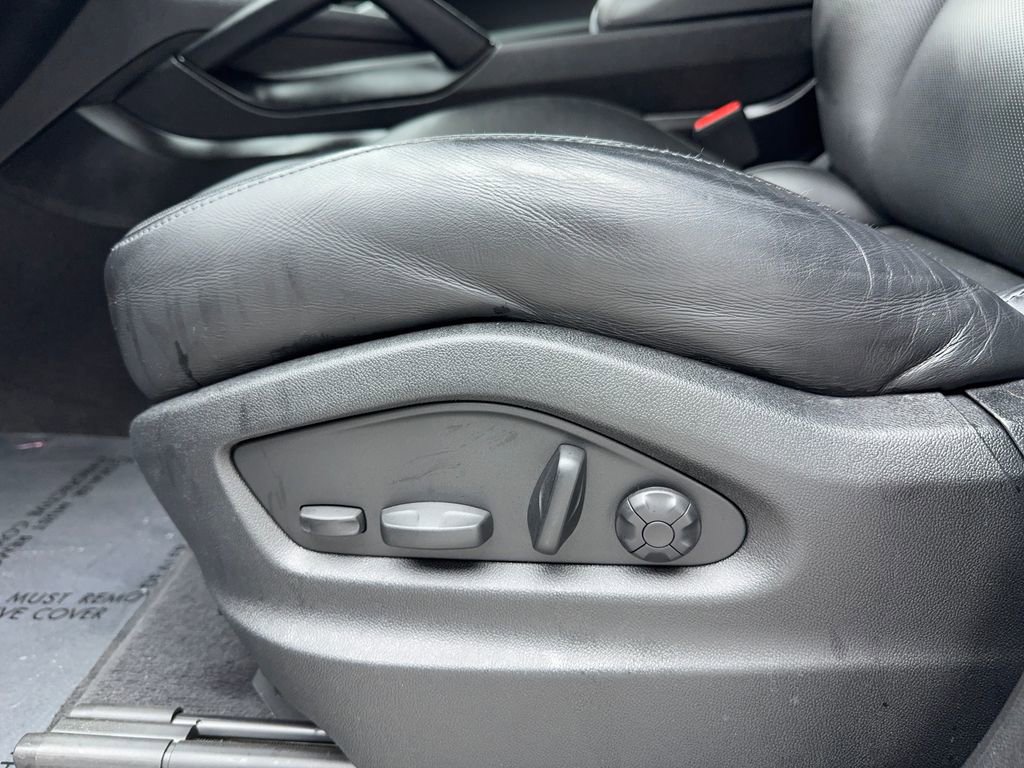 Used 2023 Porsche Cayenne image 35
