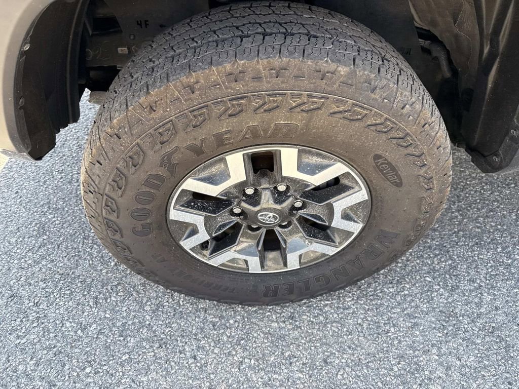 Certified 2023 Toyota Tacoma TRD Off-Road w/ Technology Package image 12