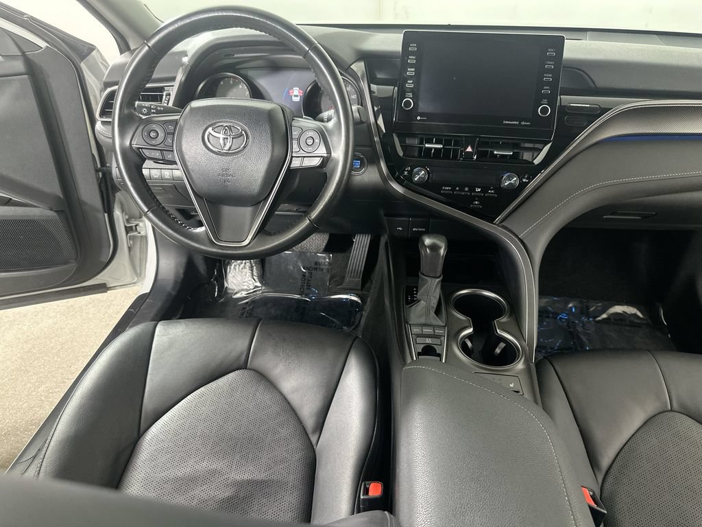 Used 2024 Toyota Camry XSE FWD image 18