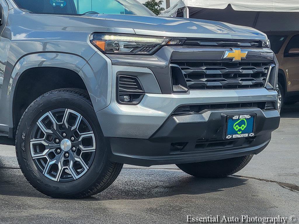 Certified 2024 Chevrolet Colorado LT w/ LT Convenience Package III AWD/4WD image 3