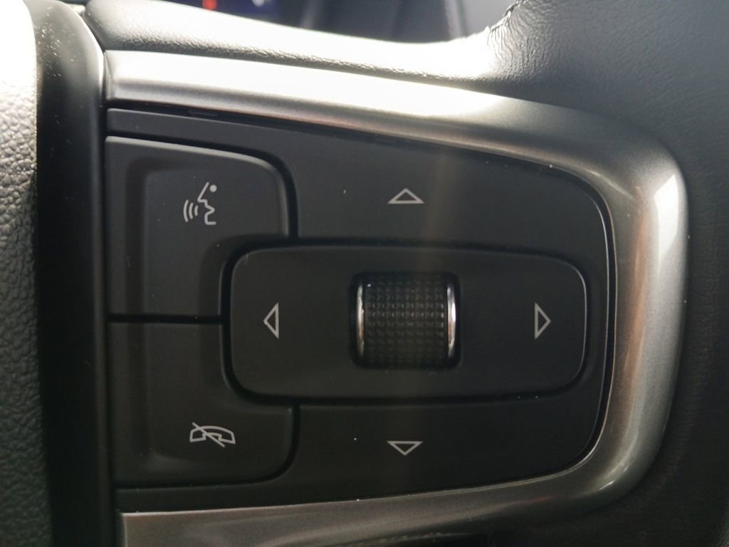 Used 2022 Chevrolet Tahoe Z71 w/ Luxury Package image 25