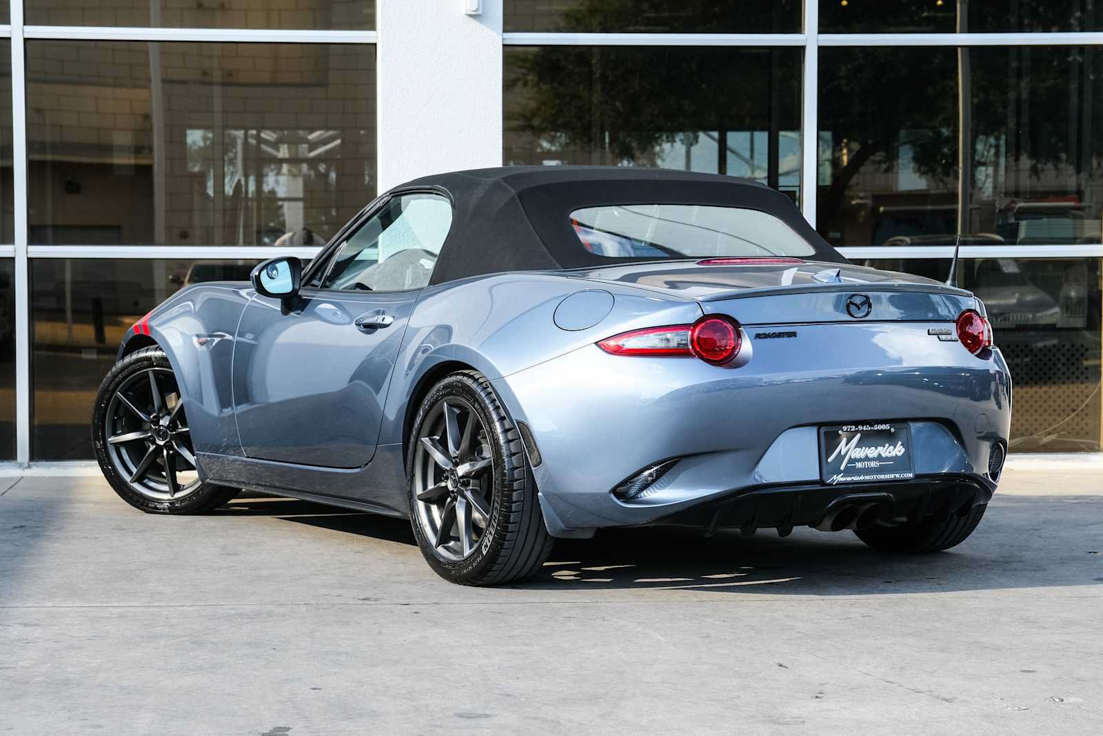Used 2016 MAZDA MX-5 Miata Grand Touring RWD image 15