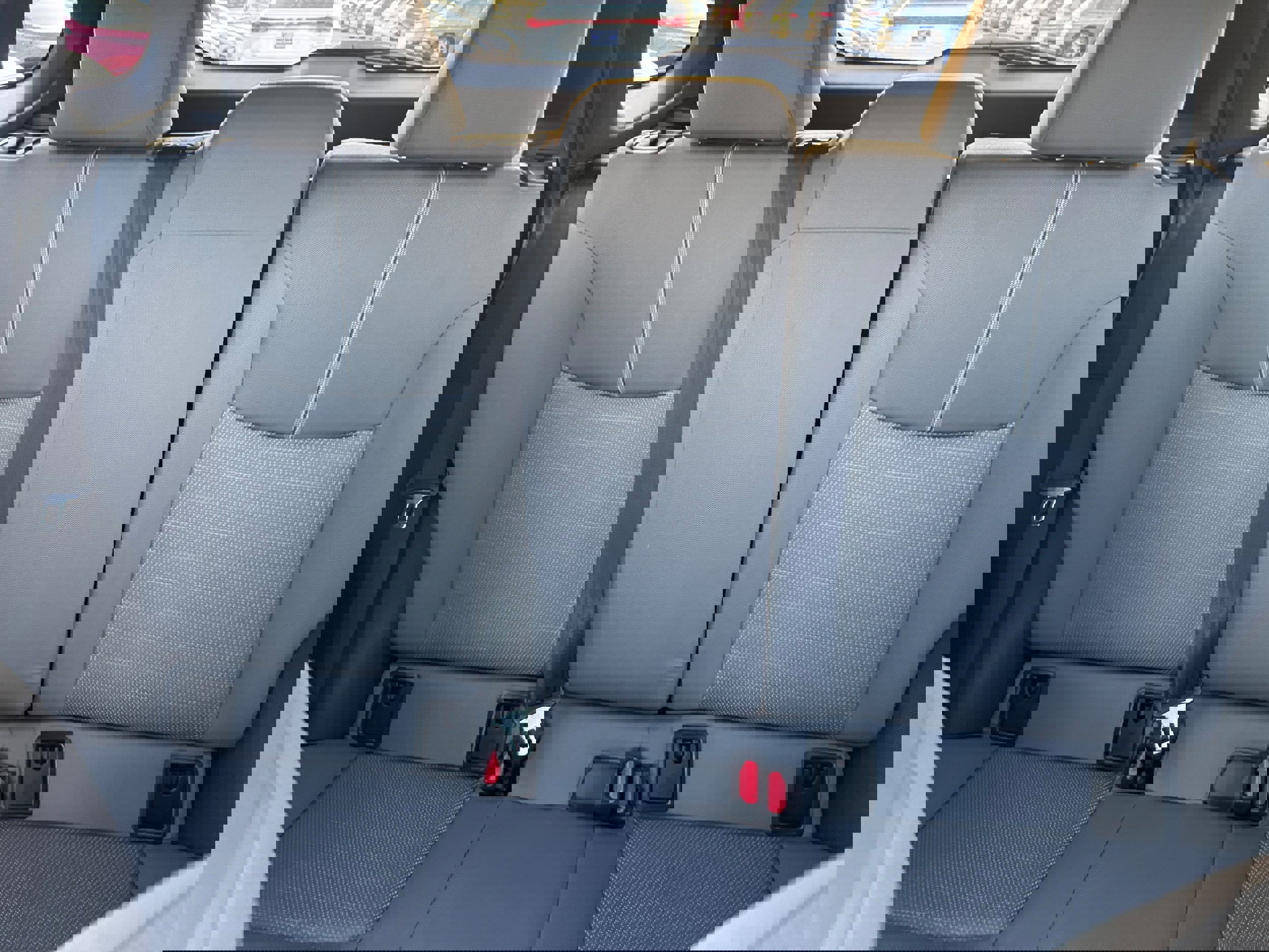 Used 2025 Toyota Corolla Cross AWD Hybrid image 13