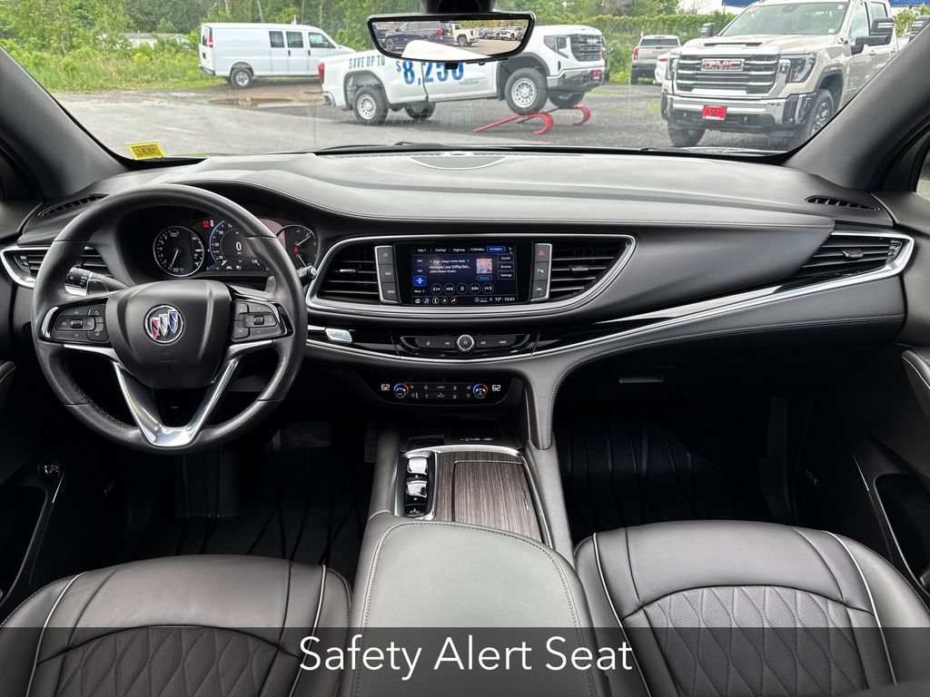 Certified 2024 Buick Enclave Avenir w/ Avenir Technology Package AWD/4WD image 4