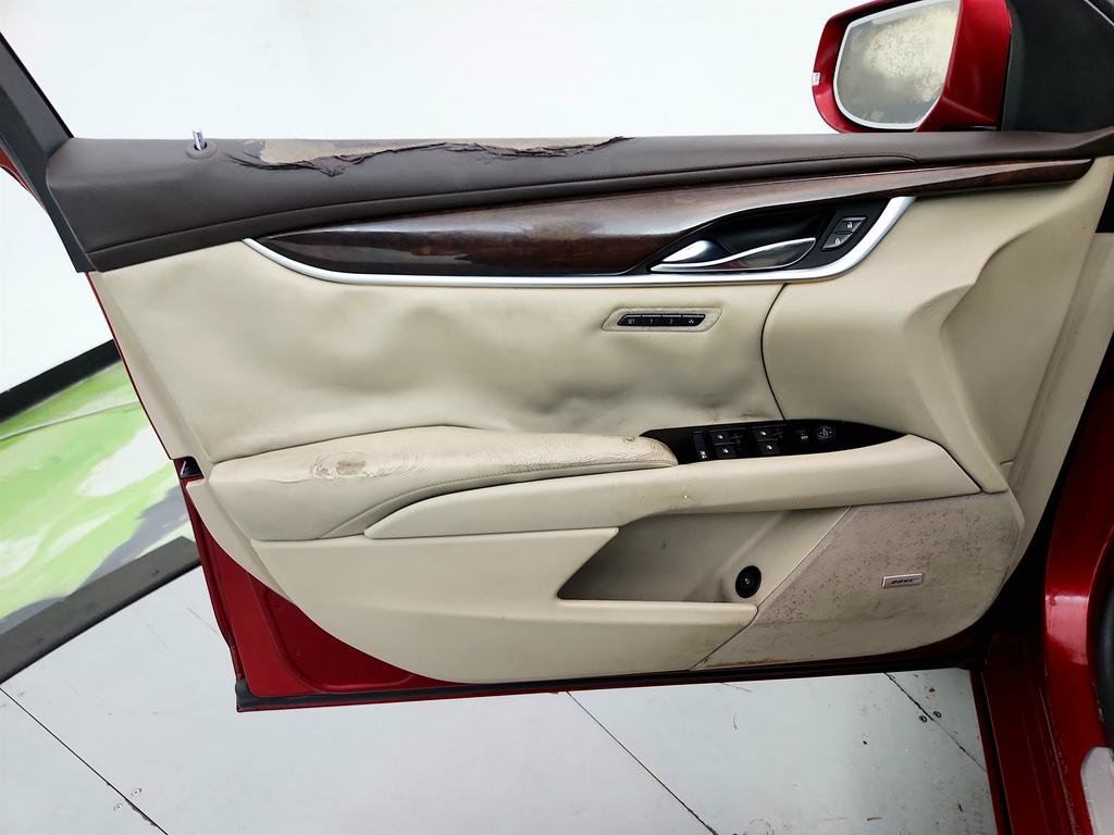 Used 2013 Cadillac XTS Premium FWD image 21