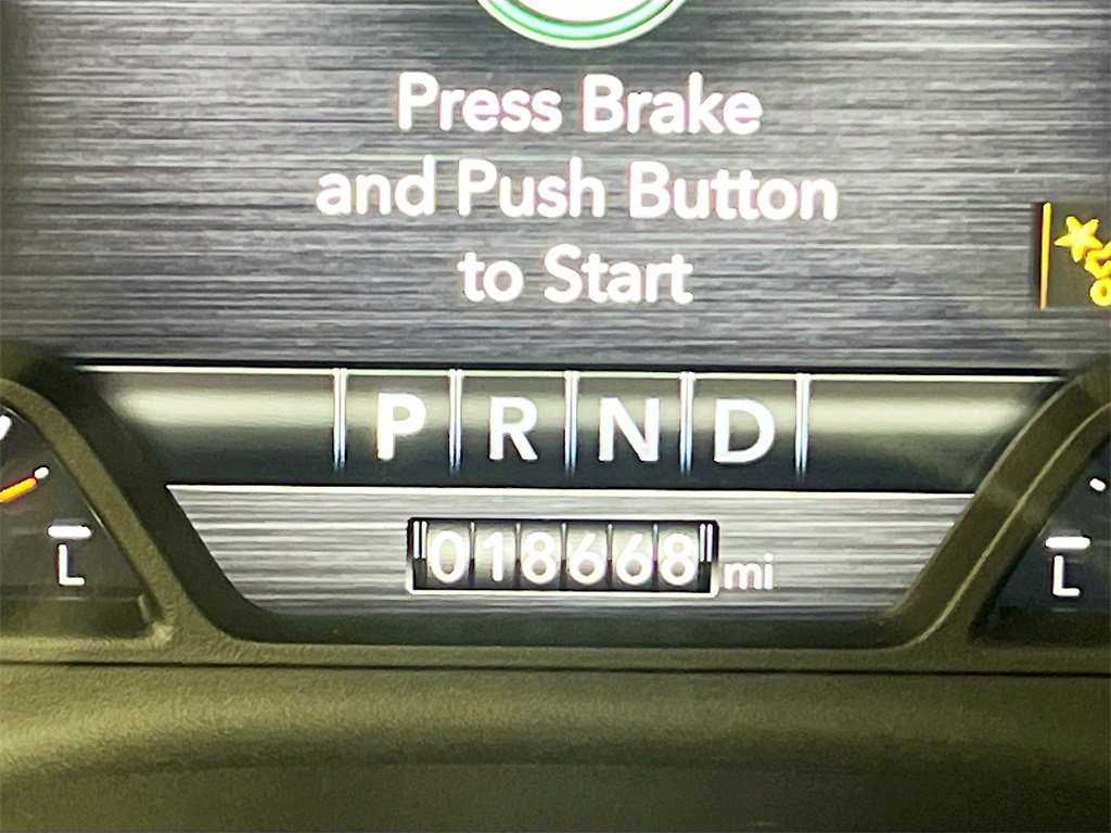 Used 2023 RAM 1500 Laramie image 12