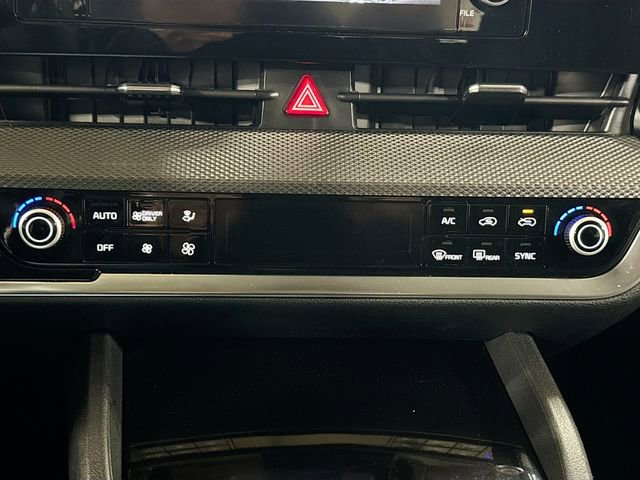 Used 2023 Kia Sportage LX image 15