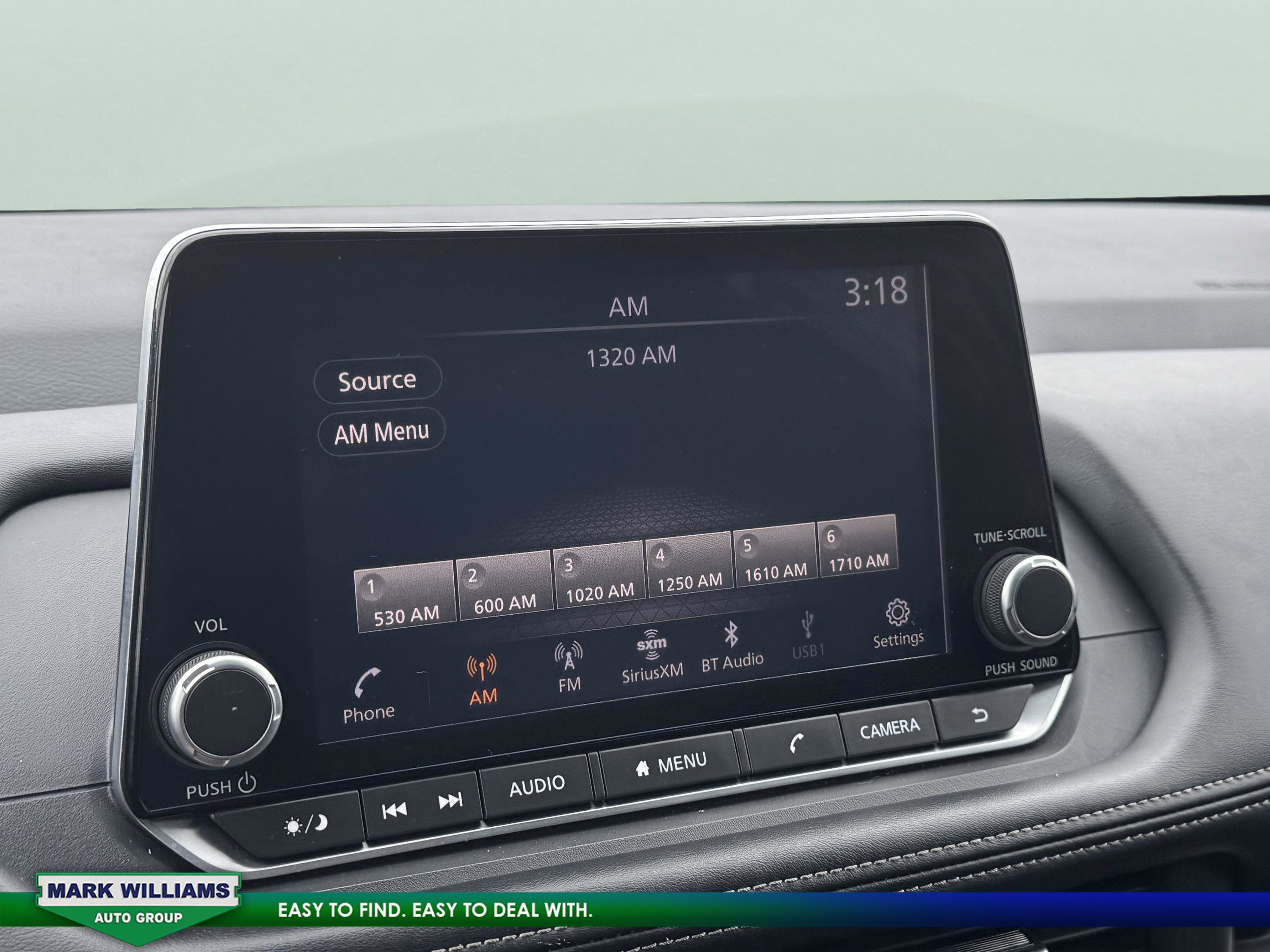 Used 2024 Nissan Rogue SV image 17