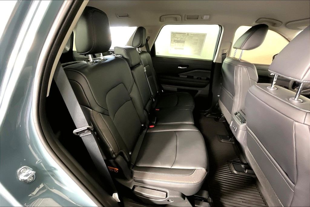 New 2026 Nissan Pathfinder SL AWD/4WD image 22