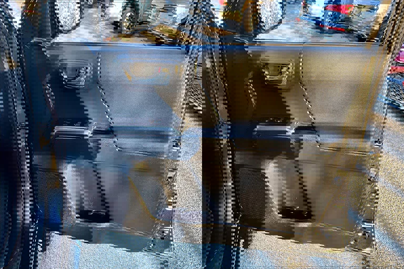 Used 2023 Toyota Tacoma TRD Off-Road image 21