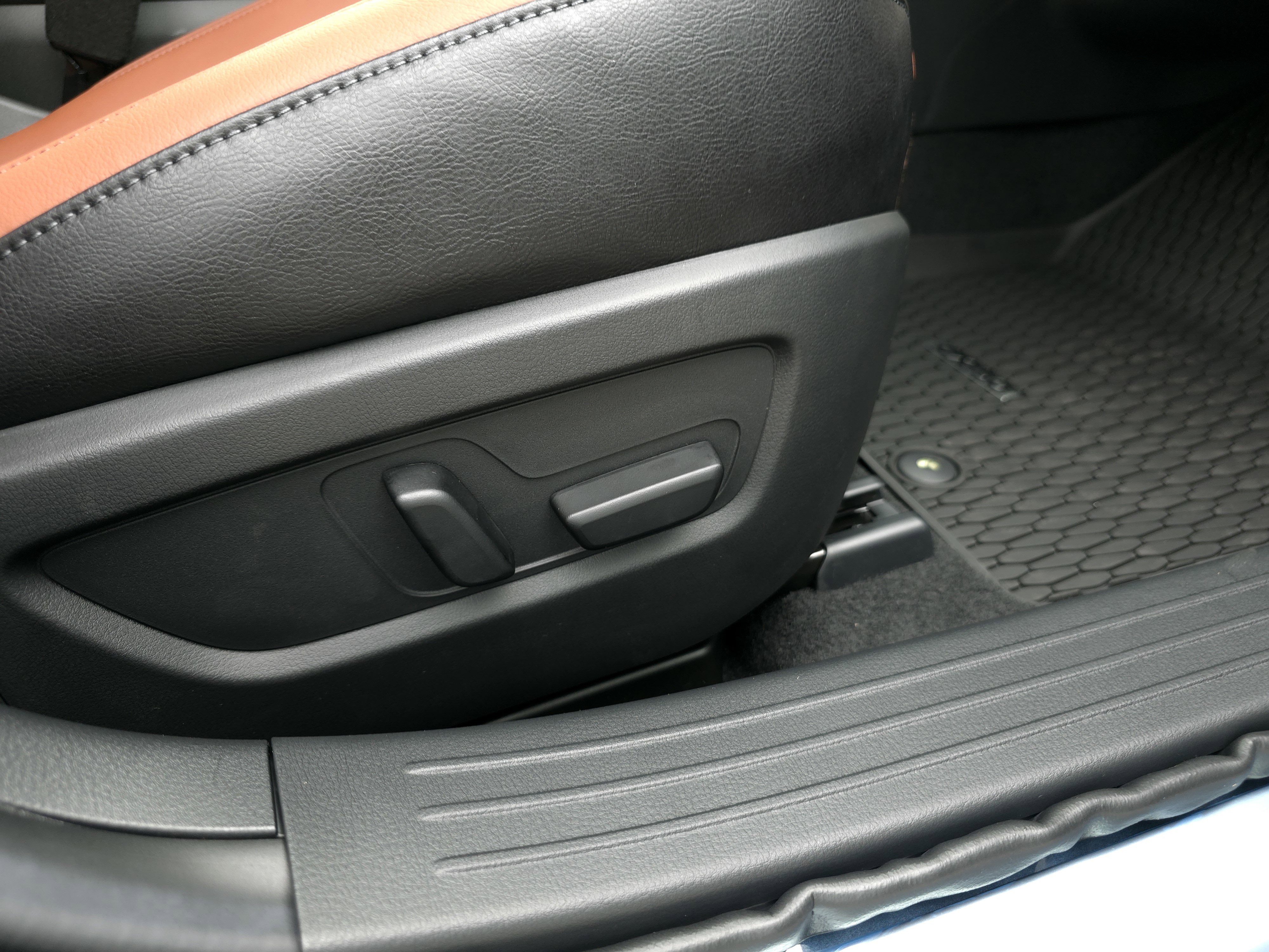 New 2025 MAZDA CX-50 AWD 2.5 Turbo w/ Accent Package image 41