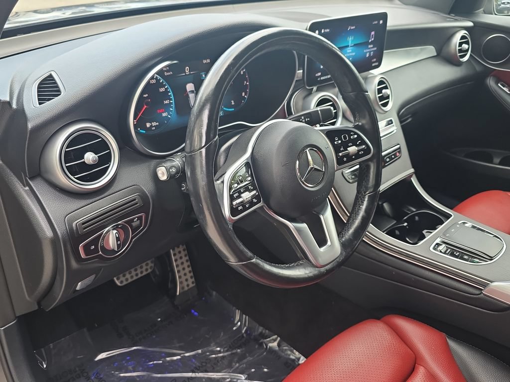 Used 2022 Mercedes-Benz GLC 300 4MATIC w/ AMG Line image 22