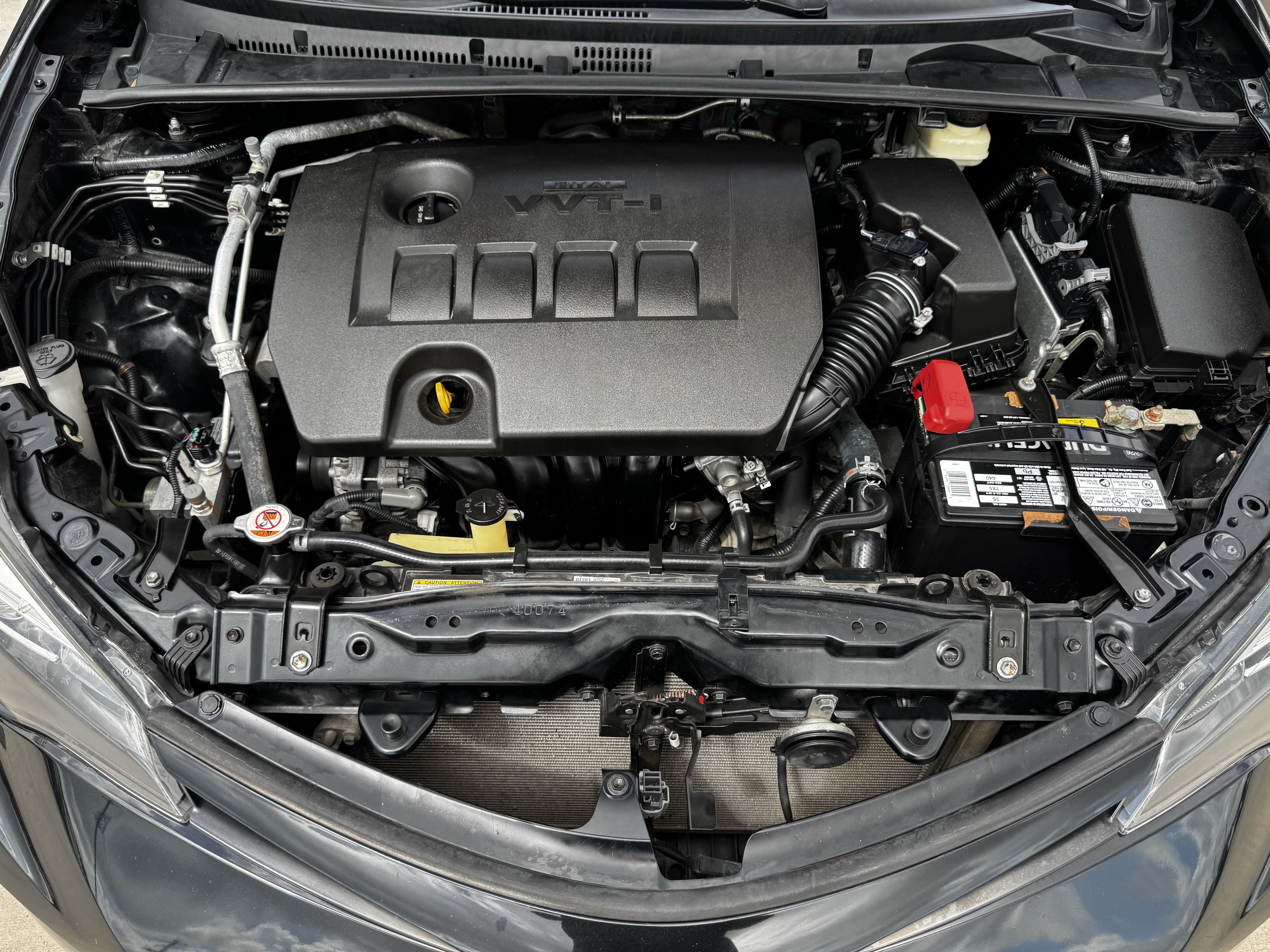 Used 2019 Toyota Corolla XSE FWD image 32