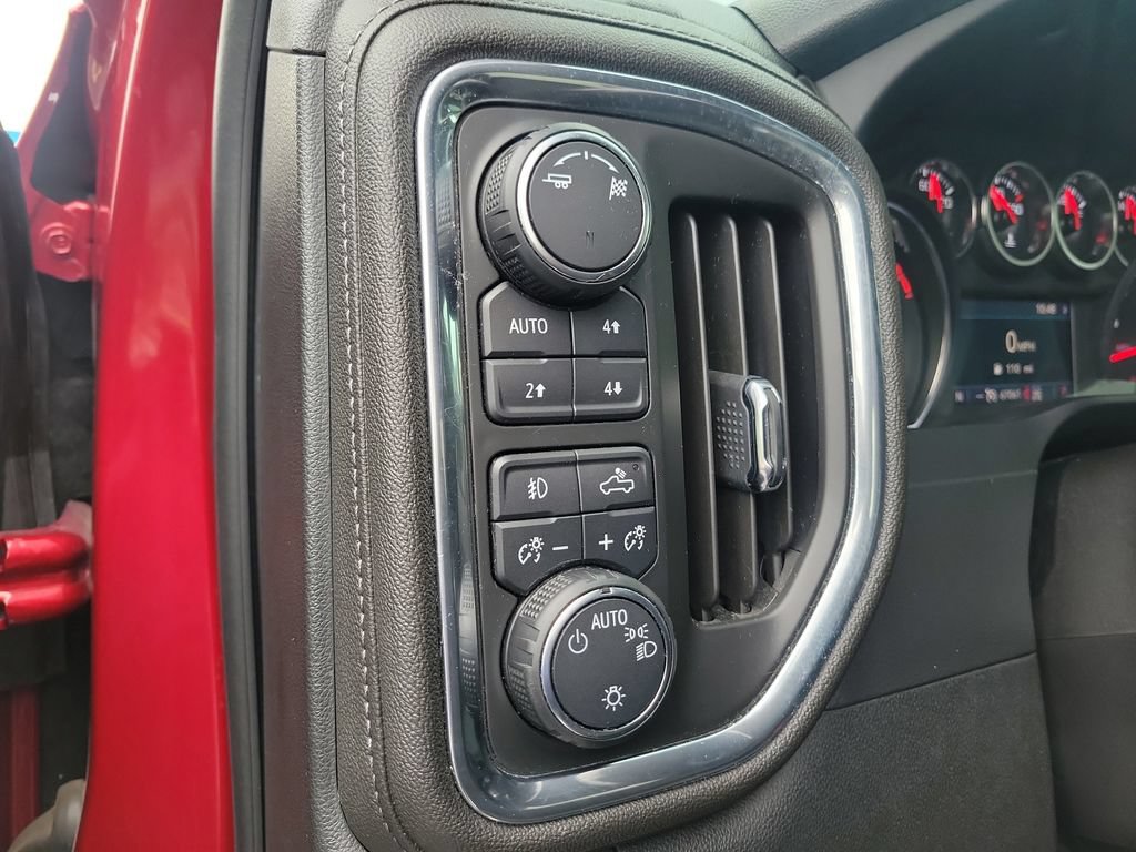 Used 2019 Chevrolet Silverado 1500 RST AWD/4WD image 24