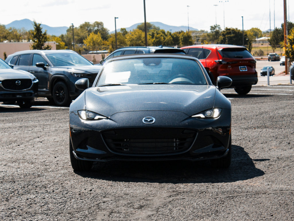 New 2026 MAZDA MX-5 Miata Club w/ Interior Package RWD image 2