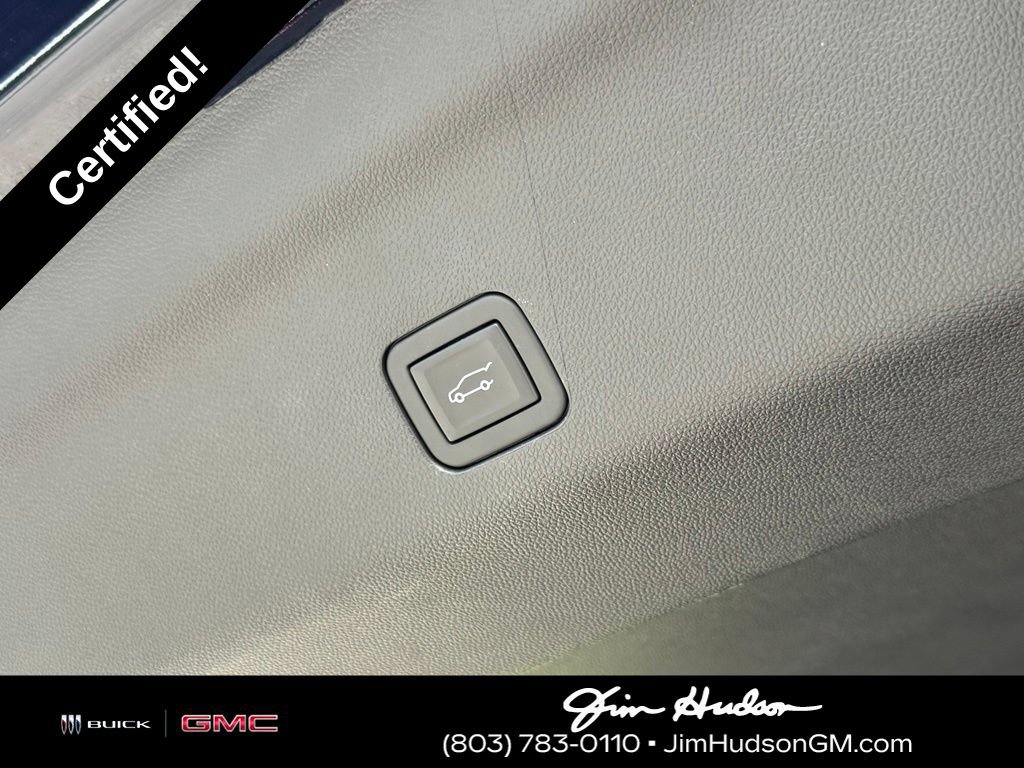 Certified 2024 GMC Yukon XL Denali Ultimate AWD/4WD image 19