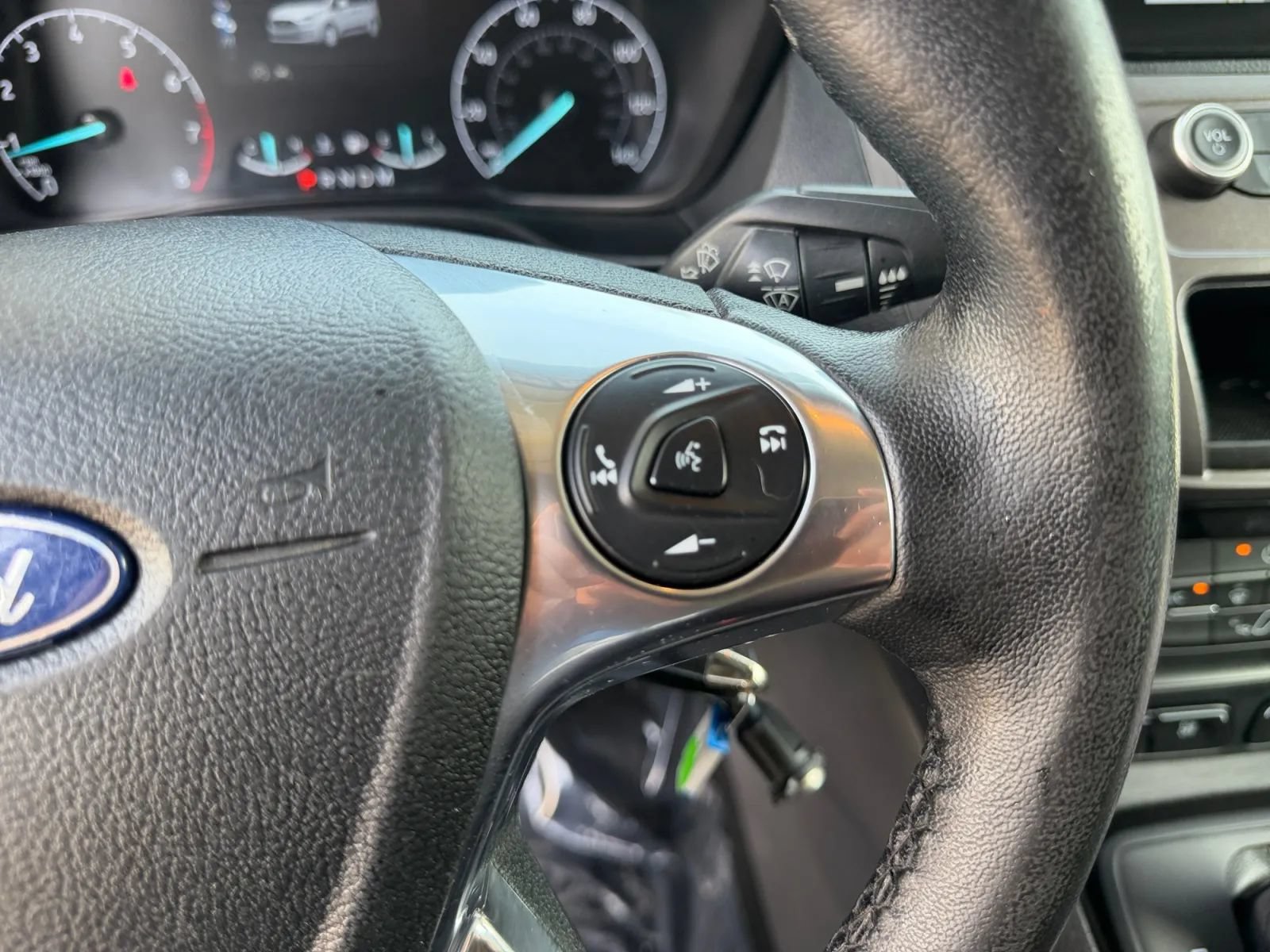 Used 2020 Ford Transit Connect XLT FWD image 21
