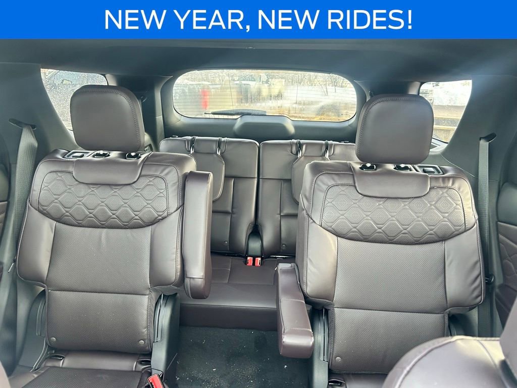New 2026 Ford Explorer Platinum w/ LUX Leather Package image 25