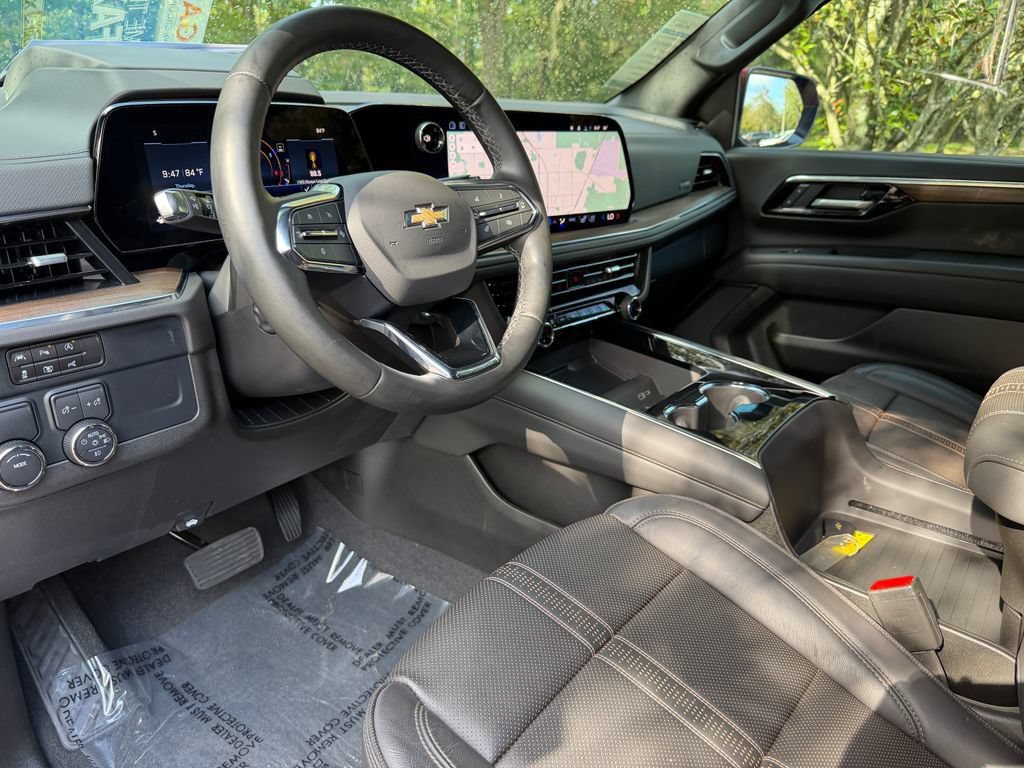 Used 2025 Chevrolet Tahoe High Country RWD image 23