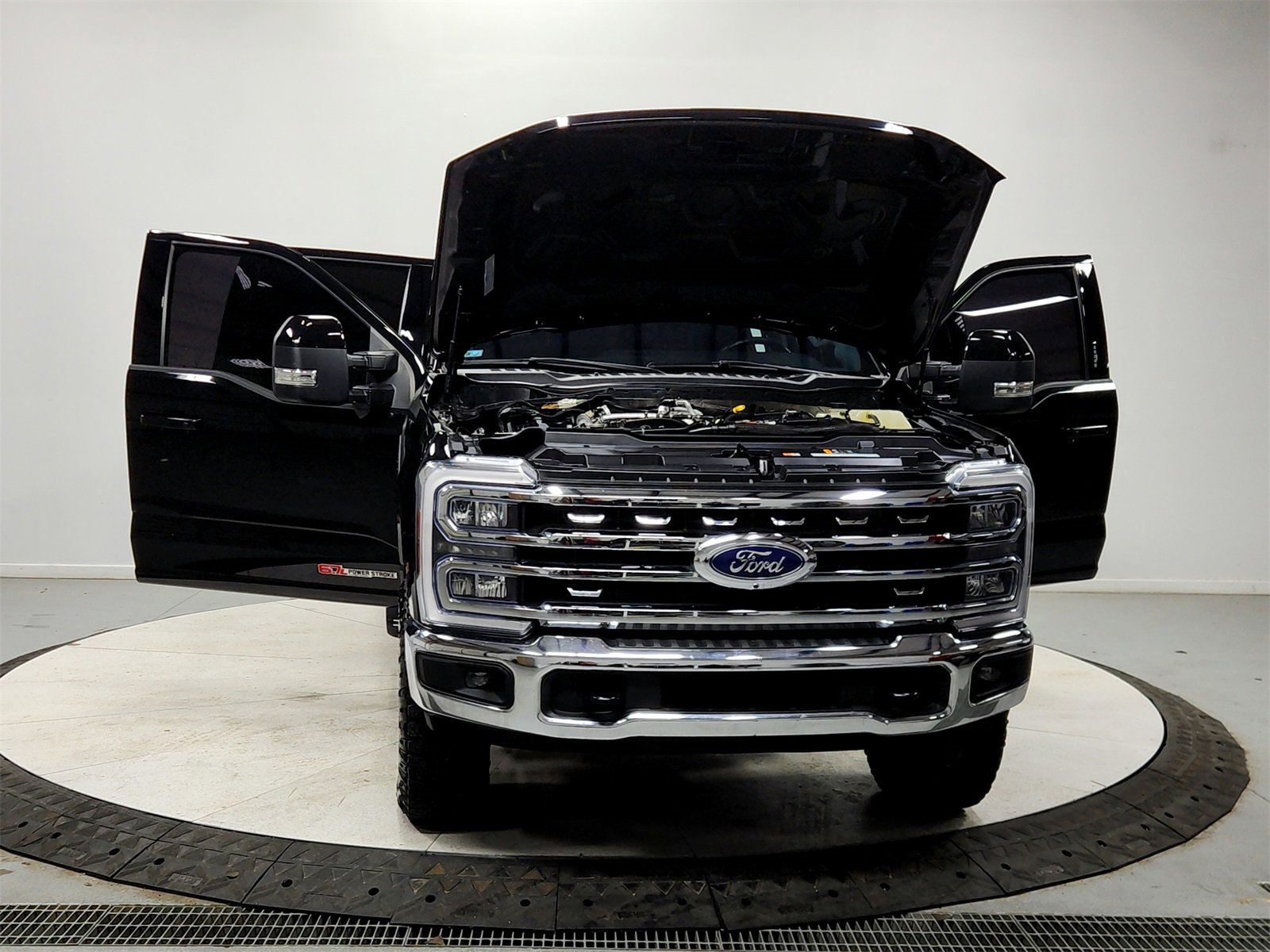 Used 2023 Ford F250 Lariat image 10