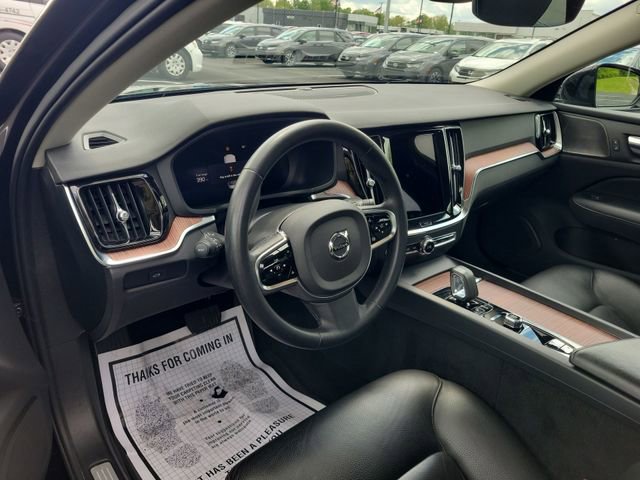 Used 2024 Volvo S60 B5 Plus AWD/4WD image 18