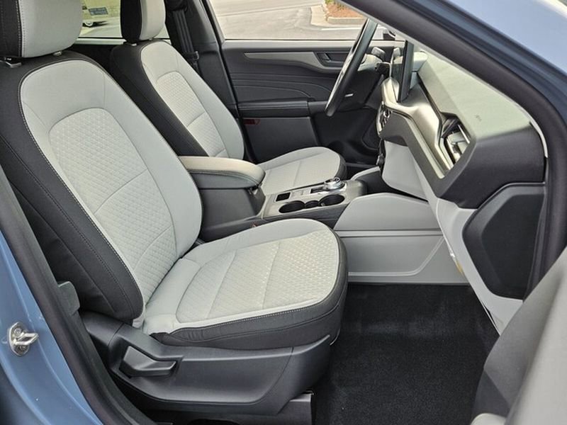 New 2026 Ford Escape Active w/ Tech Pack #1 image 17