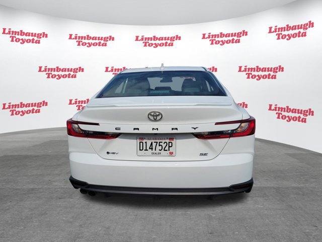 Used 2025 Toyota Camry SE image 21