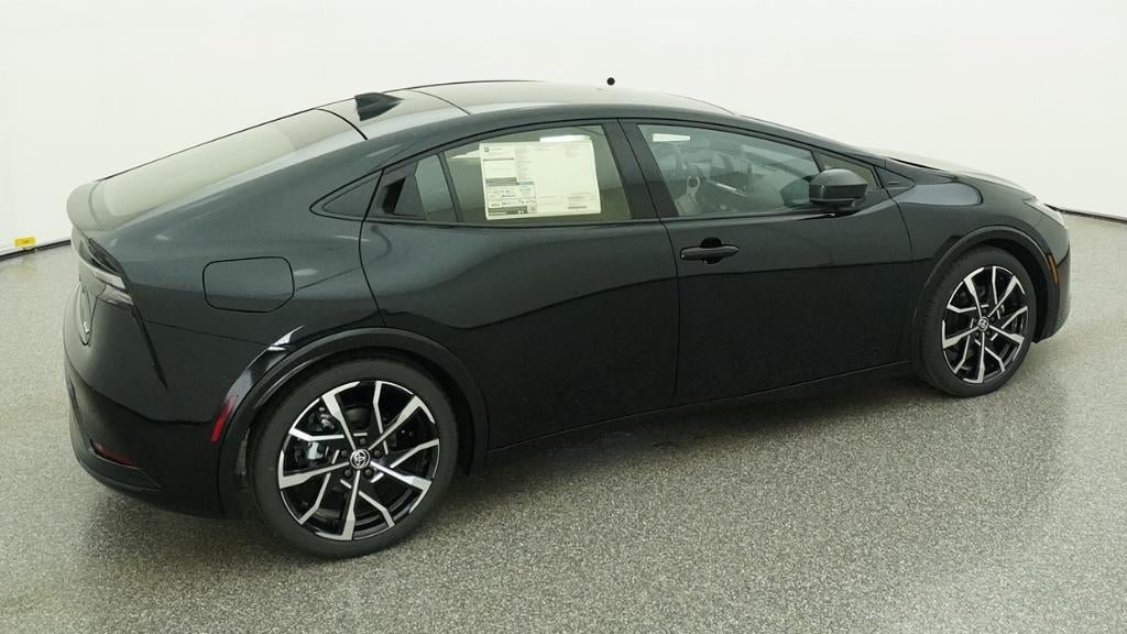 New 2026 Toyota Prius Plug-In Hybrid FWD image 43