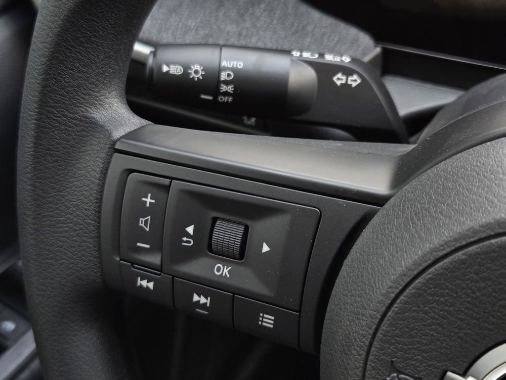 New 2026 Nissan Kicks SV image 24