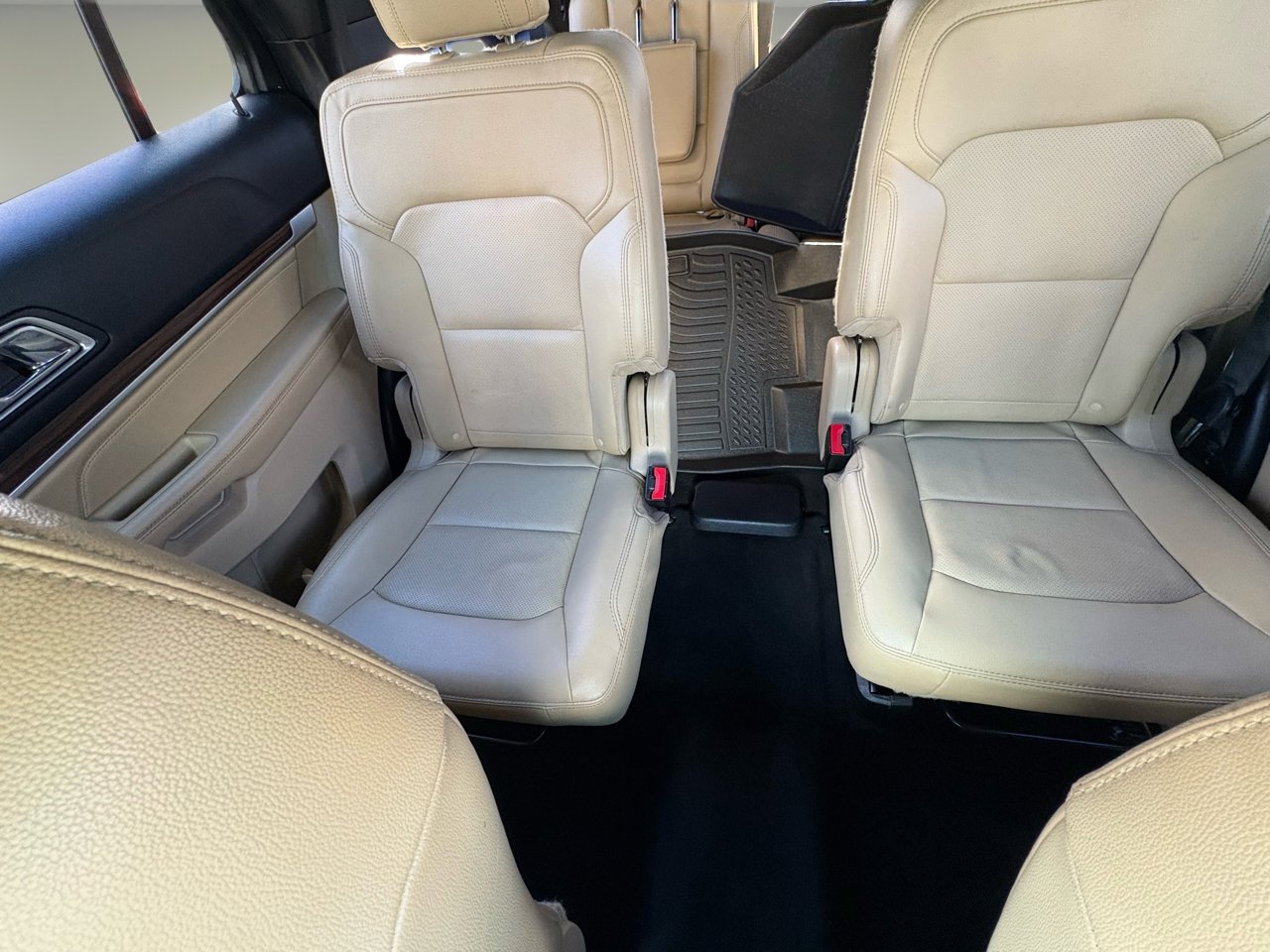 Used 2016 Ford Explorer Limited w/ Equipment Group 301A image 19