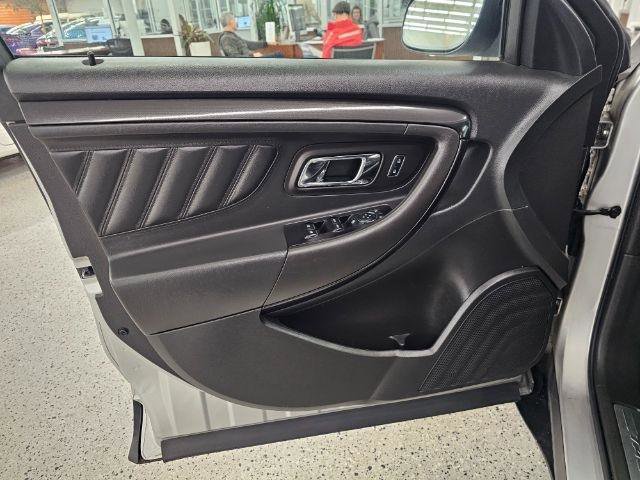 Used 2017 Ford Taurus SHO AWD/4WD image 28