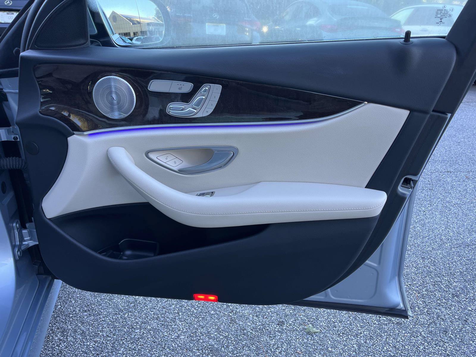 Used 2018 Mercedes-Benz E 300 image 48