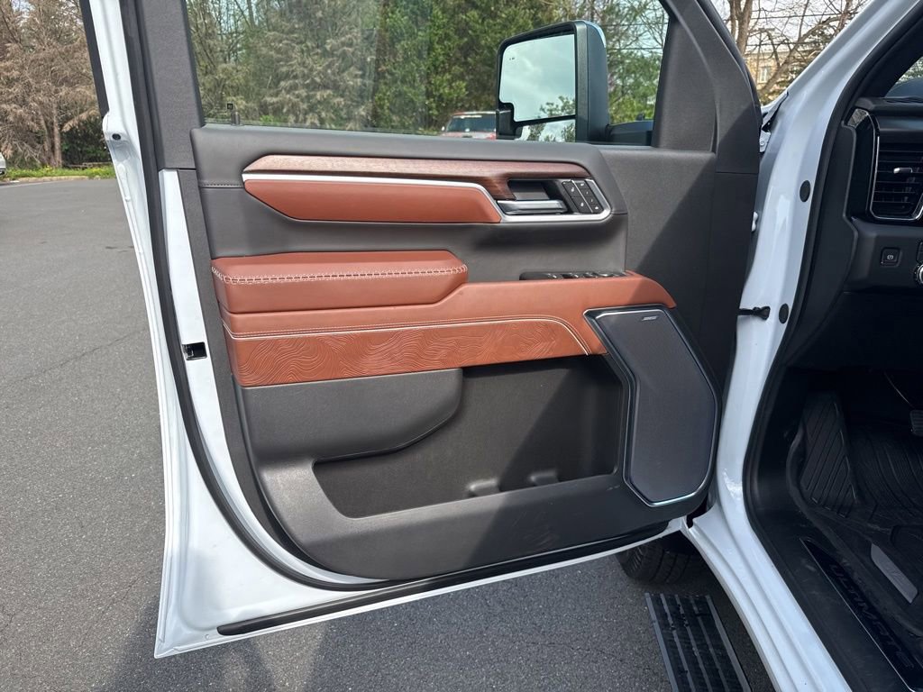 New 2026 GMC Sierra 3500 Denali Ultimate AWD/4WD image 20
