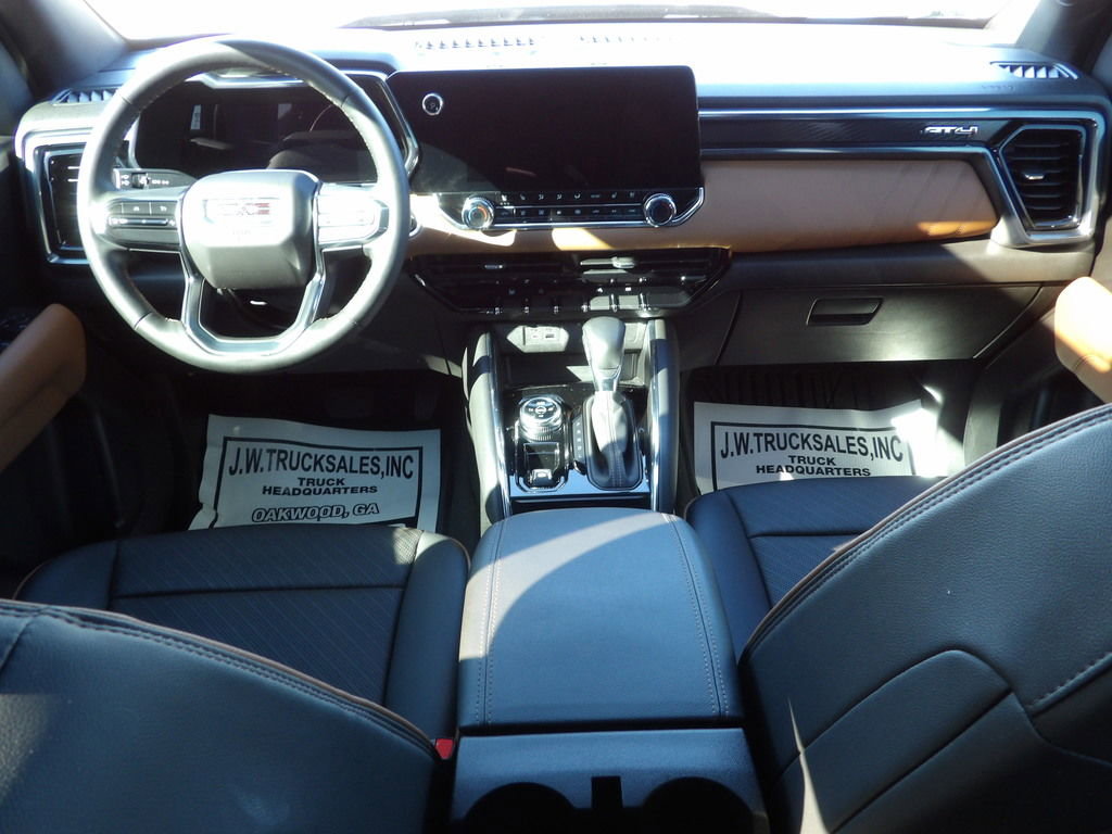 Used 2023 GMC Canyon AT4 w/ AT4 Premium Package image 36