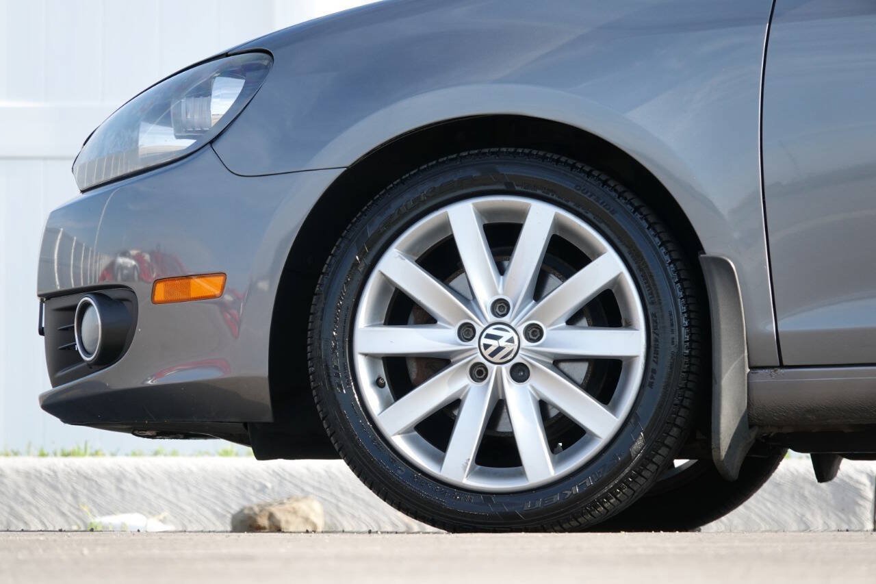 Used 2011 Volkswagen Golf TDI FWD image 14