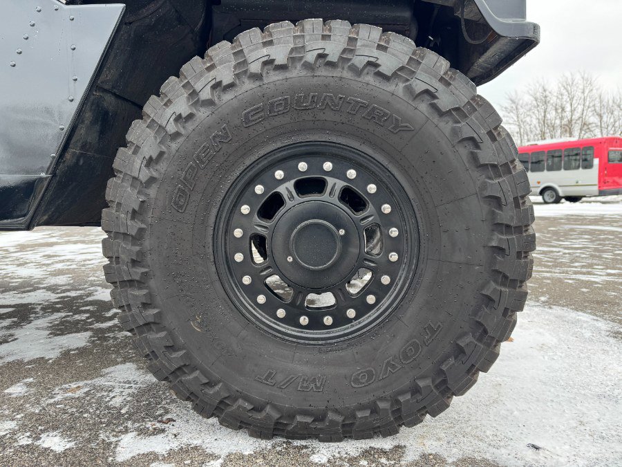 Used 2002 HUMMER H1 4-Door Open Top image 13