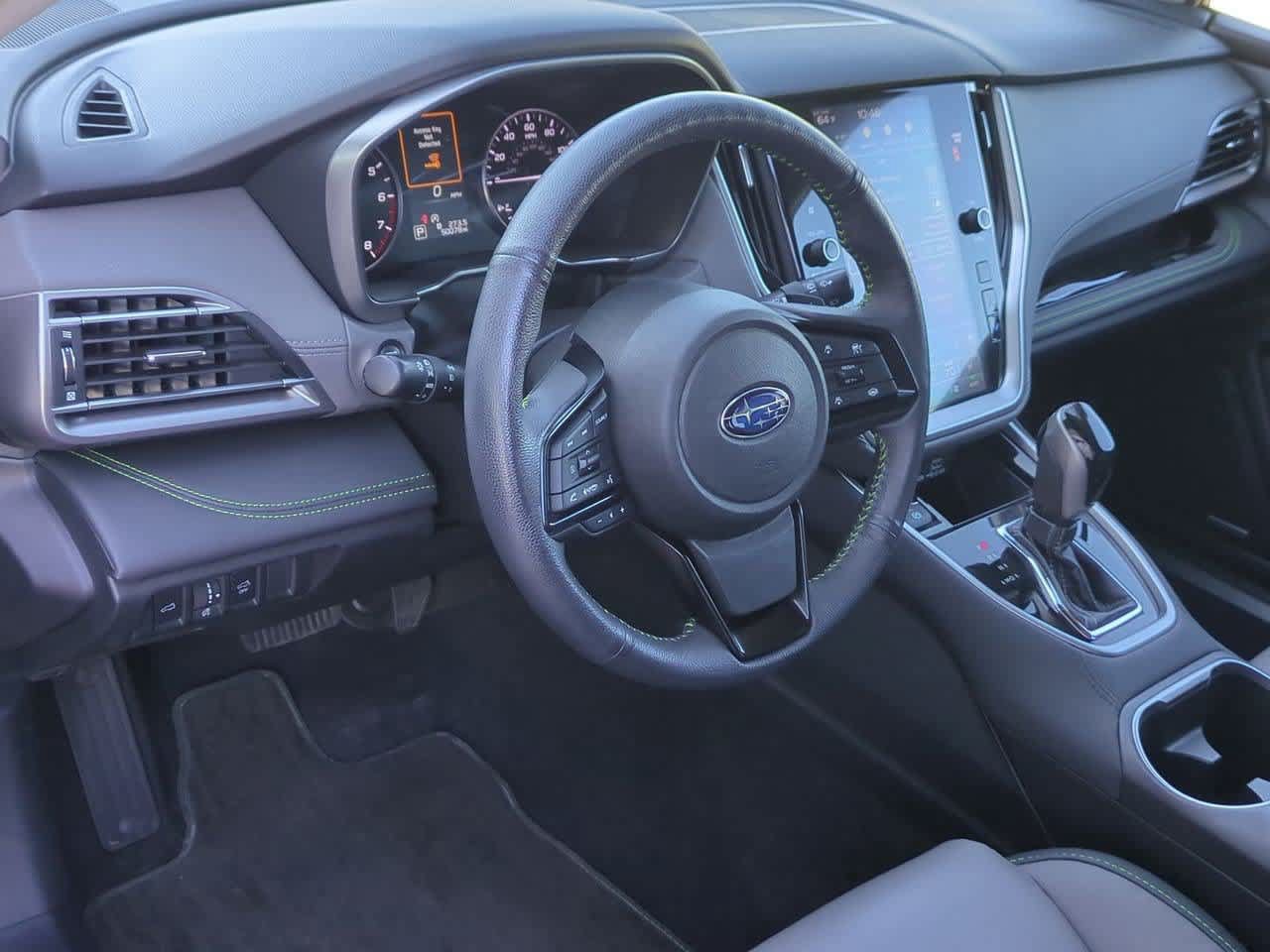 Used 2024 Subaru Outback Onyx Edition XT AWD/4WD image 2