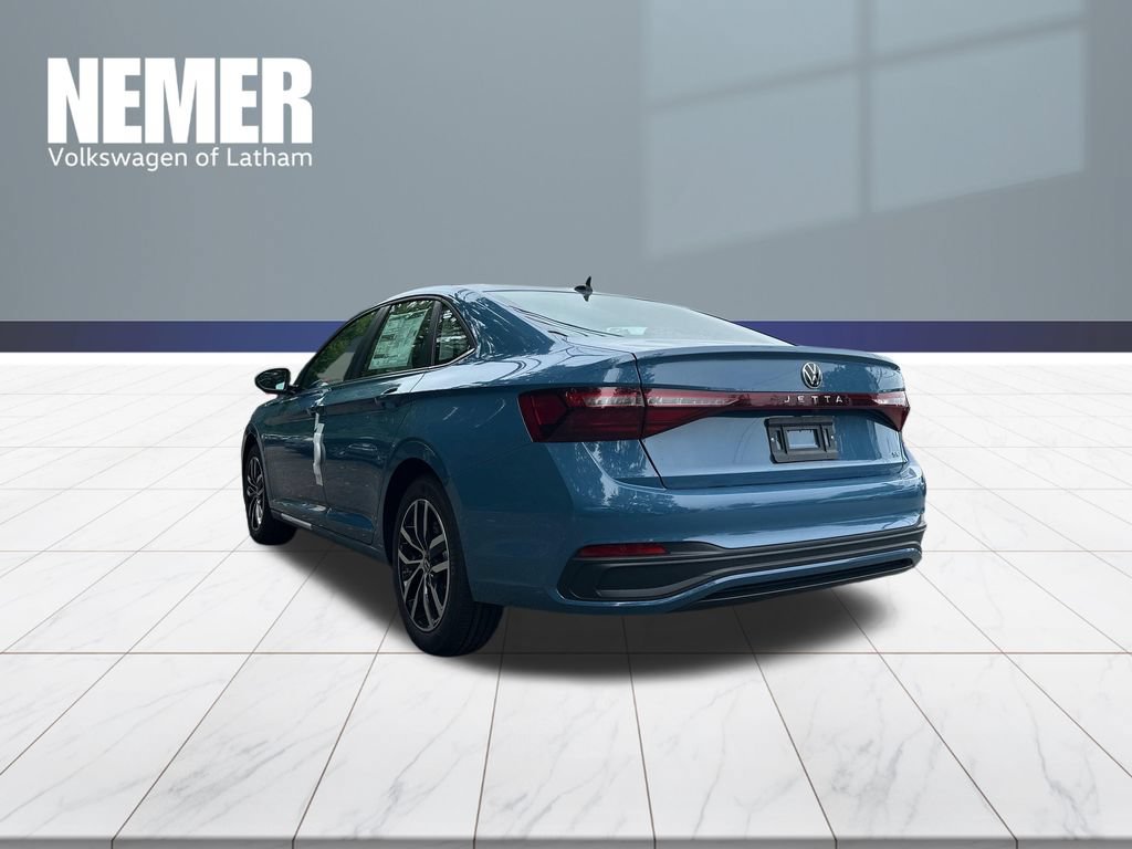 New 2027 Volkswagen Jetta SE FWD image 2
