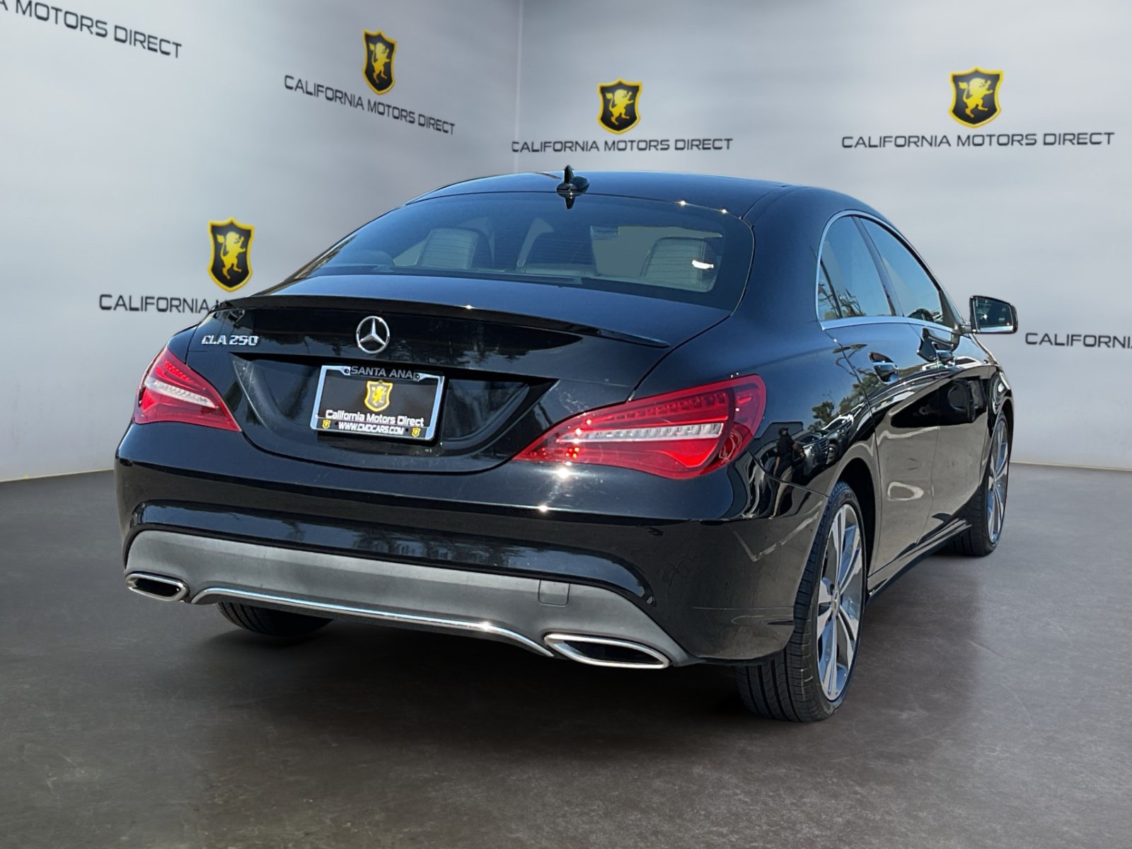 Used 2018 Mercedes-Benz CLA 250 w/ Premium Package image 5