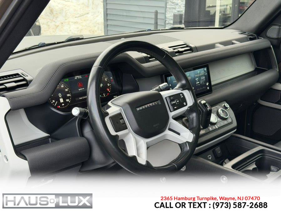 Used 2022 Land Rover Defender 110 X-Dynamic SE image 21