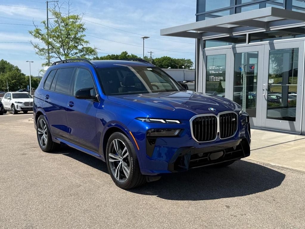 Certified 2026 BMW X7 M60i AWD/4WD image 1