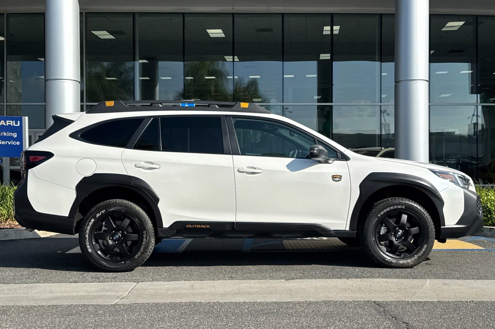 Used 2025 Subaru Outback Wilderness image 3