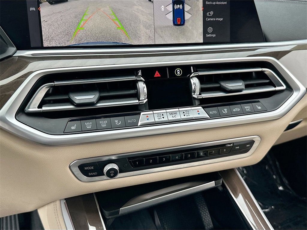 Used 2022 BMW X5 sDrive40i w/ Climate Comfort Package image 16