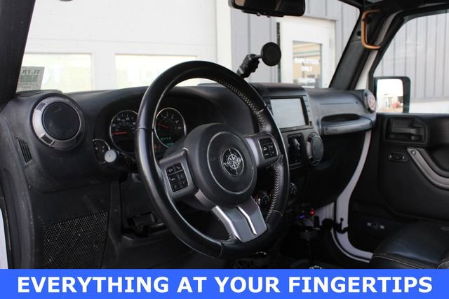 Used 2016 Jeep Wrangler Unlimited Sport image 2