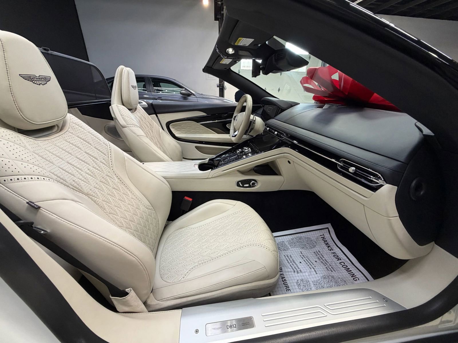 Used 2024 Aston Martin DB12 Convertible RWD image 53