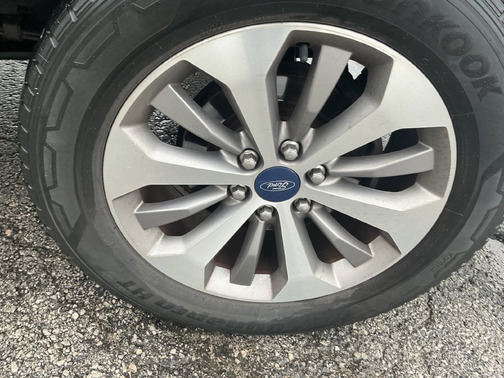 Used 2018 Ford F150 XL w/ Equipment Group 101A Mid AWD/4WD image 14