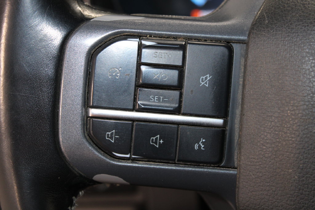 Used 2023 Ford F250 Lariat w/ Sport Appearance Package AWD/4WD image 23